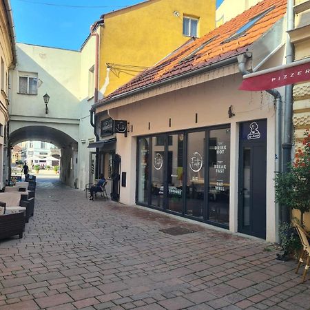 Apartment Zvonarska With Parking Koszyce Zewnętrze zdjęcie