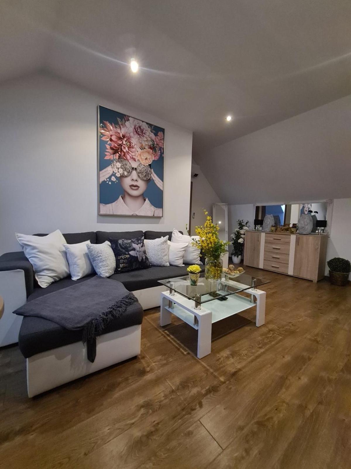 Apartment Zvonarska With Parking Koszyce Zewnętrze zdjęcie